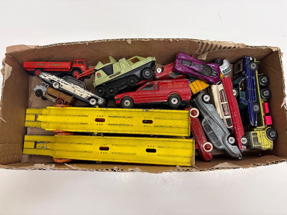 Lot 539: A Collection of Vintage Die-cast Toy Vehicles including Dinky and Corgi Toys