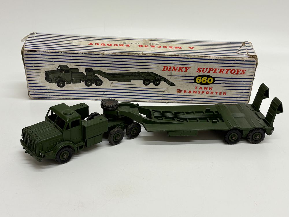 Lot 567: Dinky Supertoys 660 Tank Transporter with Thornycroft Mighty Antar Tractor and Original Box