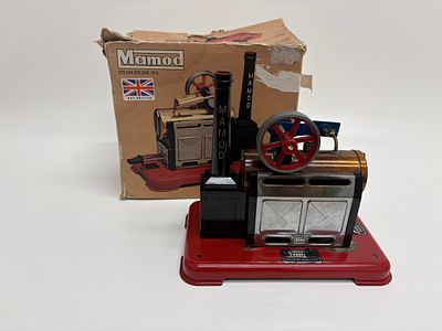 Mamod SP2 Stationary Live Steam Engine with Original Box. A Mamod SP2 stationary live steam 