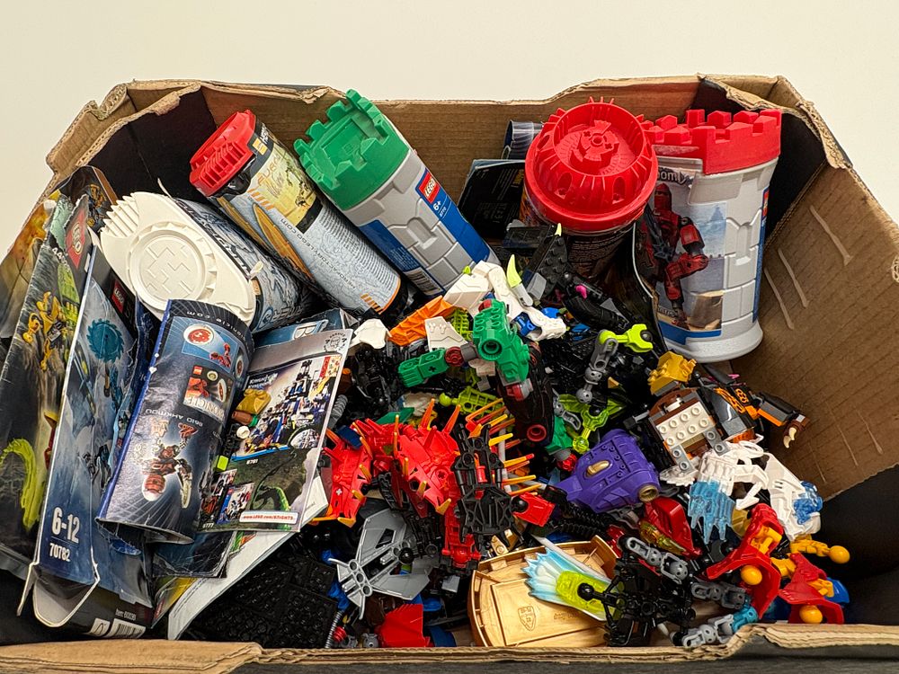 Lot 483: A Collection of LEGO Bionicle Hero Factory and Knights Kingdom Construction Toys and Parts