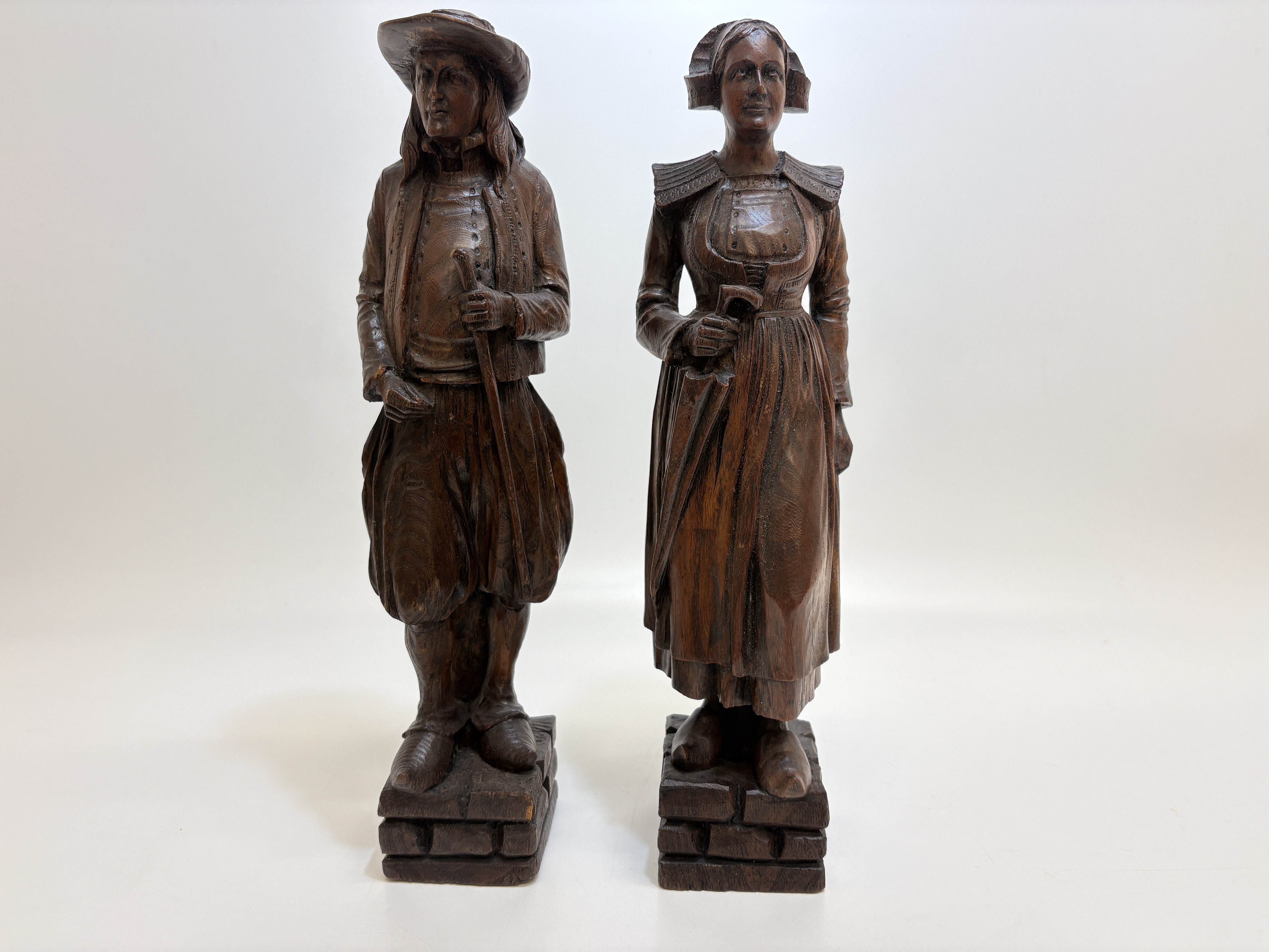A Pair of Hand-Carved Oak Figures in Traditional Breton Regional Costume 35cm tall