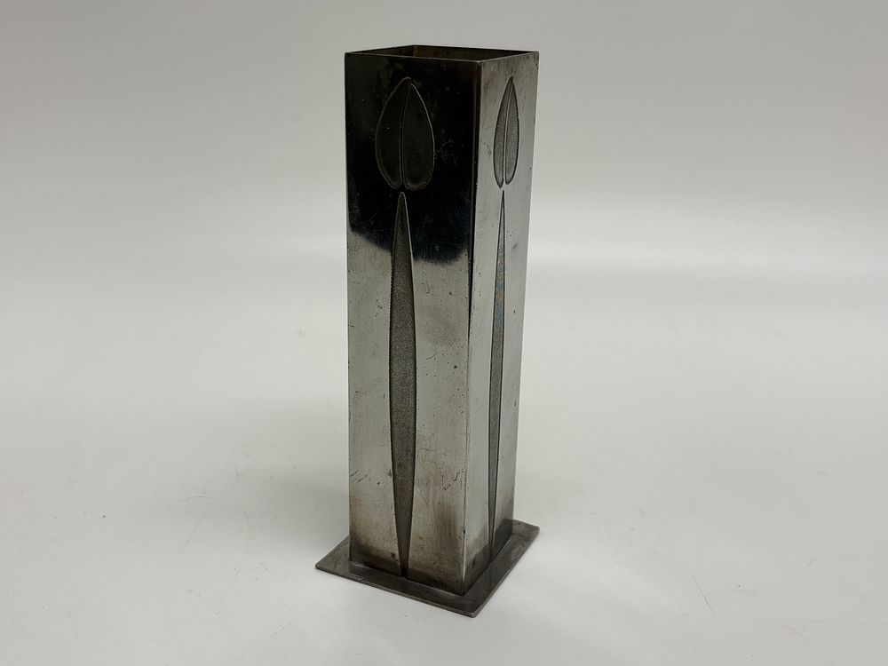 Lot 521: A Charles Rennie Mackintosh pewter bud vase 16cm