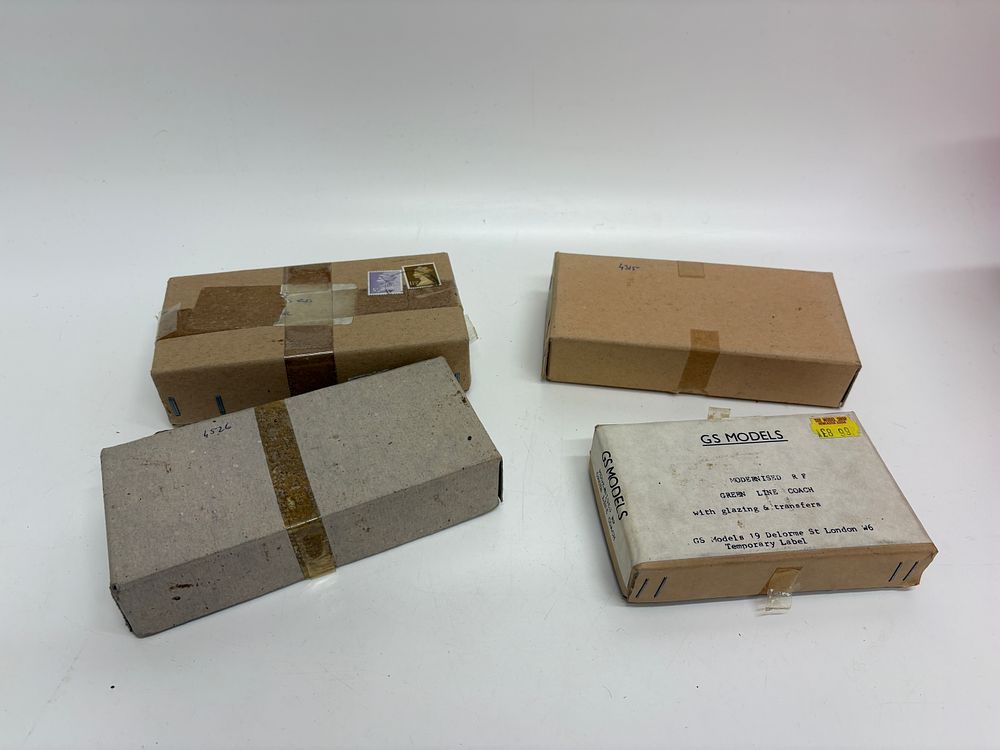 Lot 543: A Collection of Four White Metal Bus and Coach Model Kits Including Pirate Models and GS Models