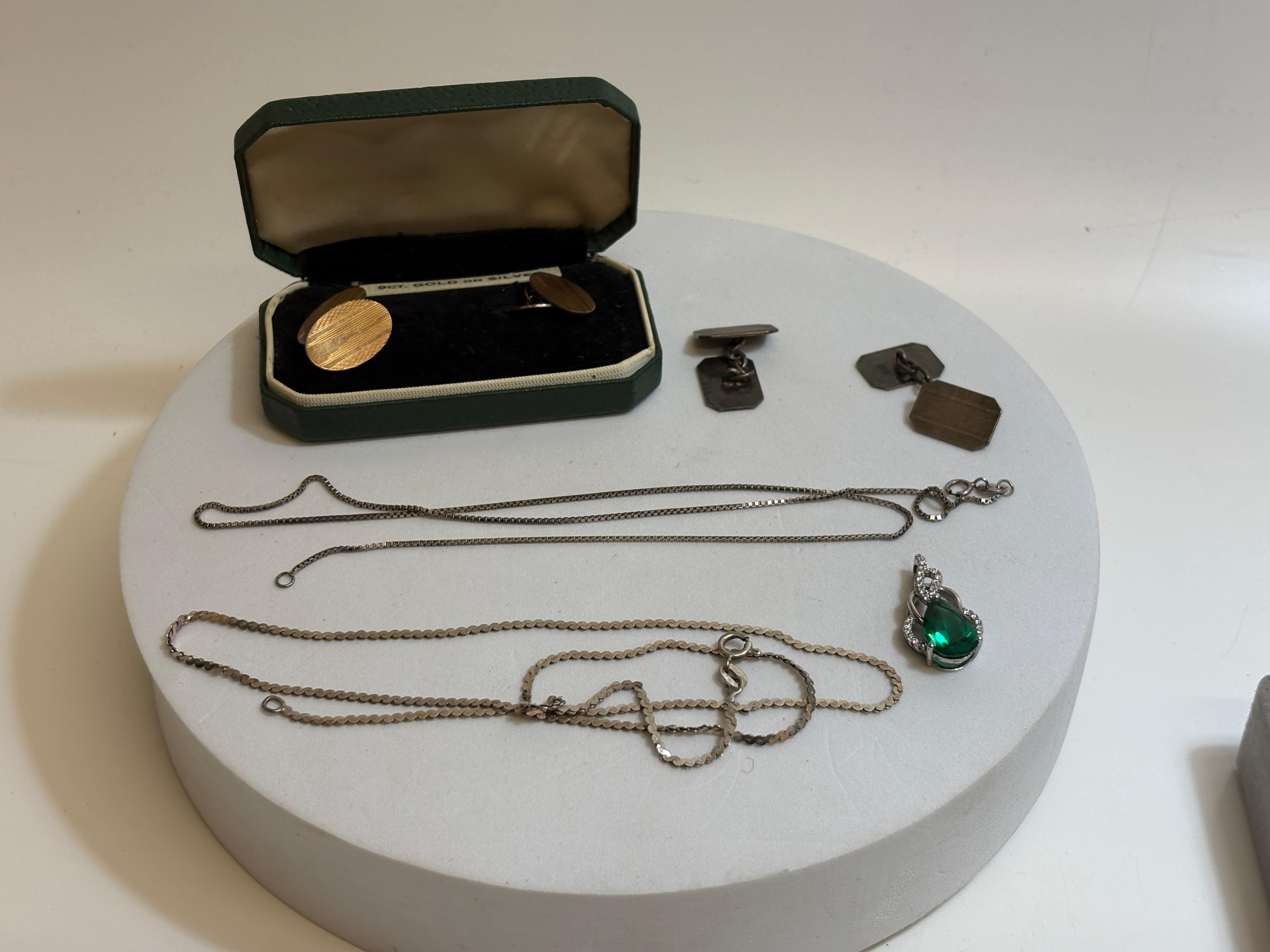 An Assortment of Sterling Silver and Gold-on-Silver Jewellery and Gentleman's Accessories