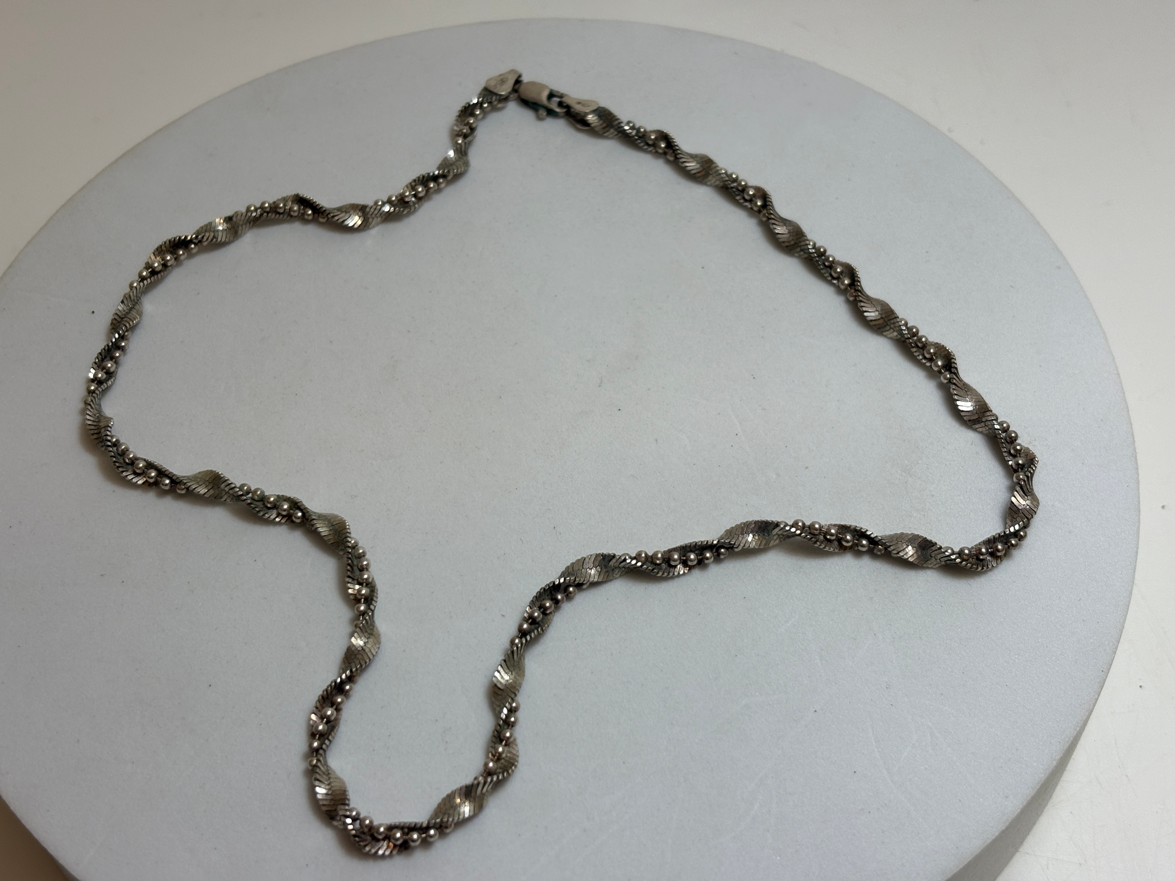 An Italian sterling silver twisted dual-strand necklace circa 14g