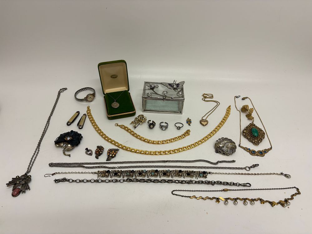 Lot 623: An Assortment of Vintage Costume Jewellery, Decorative Boxes, and Folding Pocket Knives