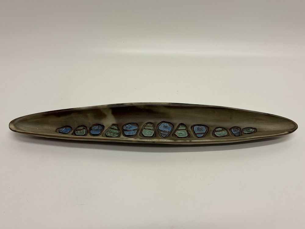 Lot 550: large Elongated boat shaped stoneware studio pottery dish with impressed decoration 48cm long
