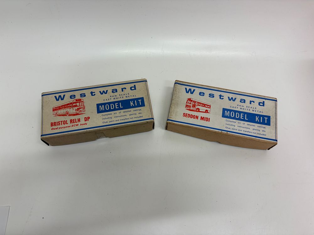 Lot 542: A pair of Westward Model Products 4mm scale cast white metal bus kits
