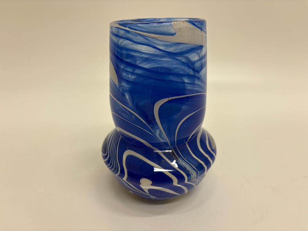 Lot 512: Hand-blown cobalt blue and white marbled art glass vase 16cm Tall