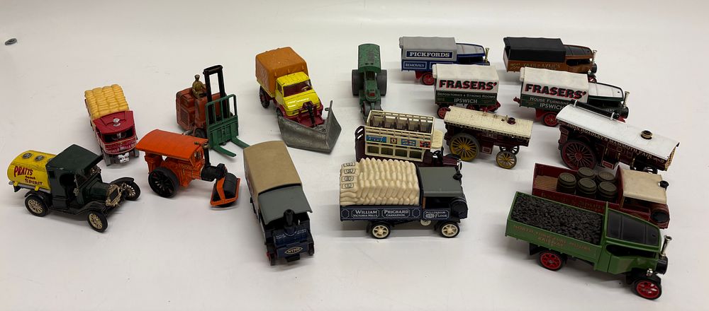 Lot 400: A Collection of 15 Vintage Die-Cast Toy Vehicles including Matchbox Models of Yesteryear and Lledo Days Gone