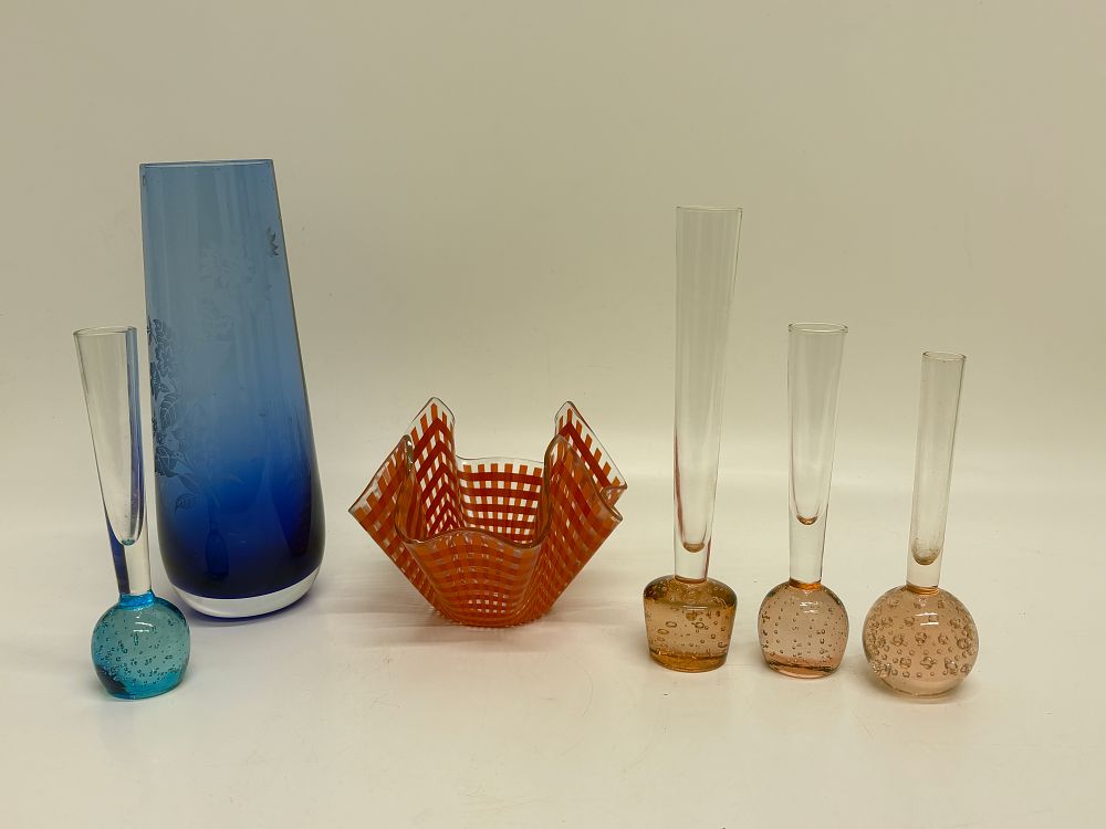 Lot 365: An Assortment of Mid-Century Modern Decorative Glassware