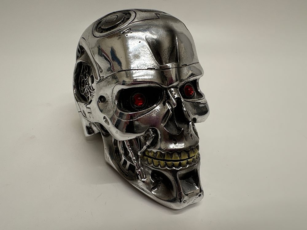 Lot 386: Terminator 2: Judgment Day T-800 Endoskeleton Anniversary Prop Replica Trinket Box by Nemesis Now
