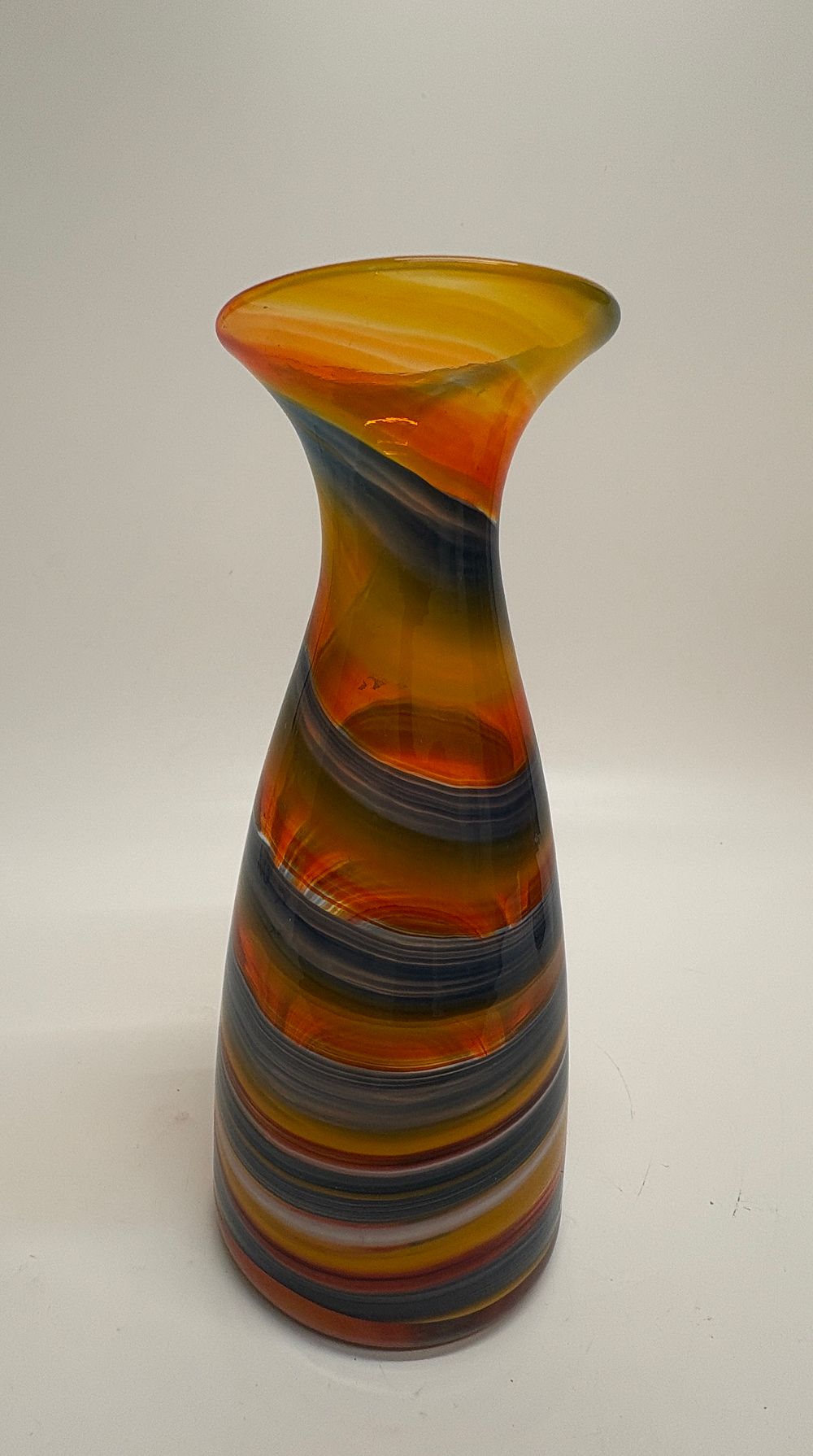 Lot 387: A Monna Hand Blown Studio Art Glass Vase Dated 1980