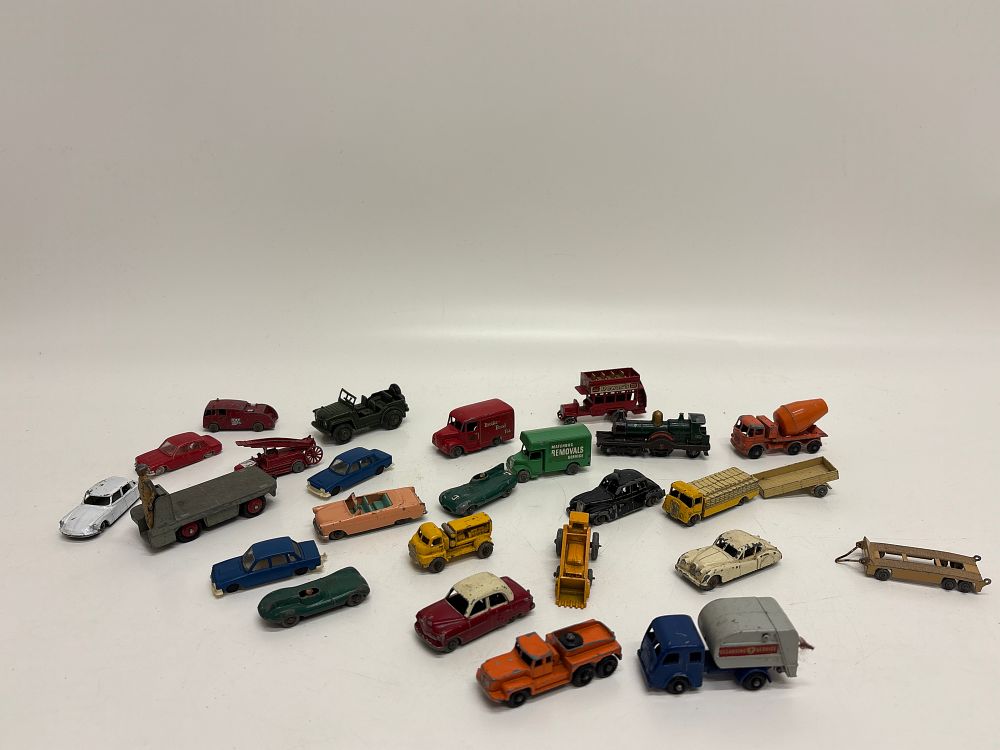 Lot 464: A Collection of Lesney Matchbox Die-Cast Metal Toy Vehicles