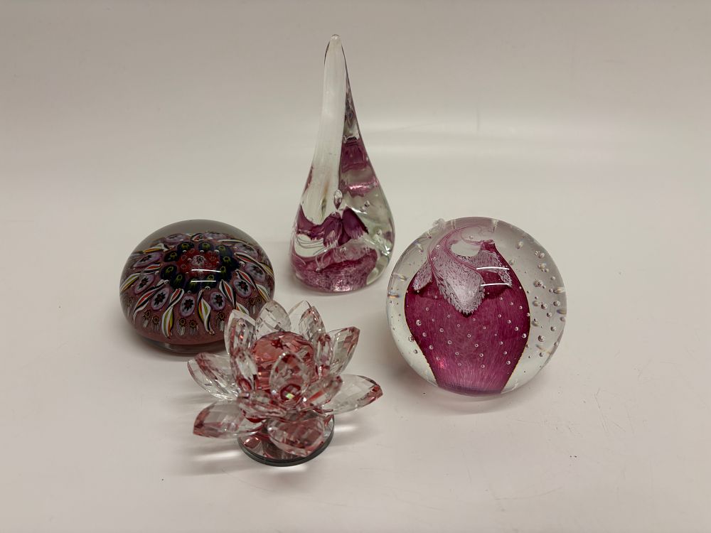 Lot 471: A Collection of Decorative Art Glass Including Strathearn Millefiori Paperweight