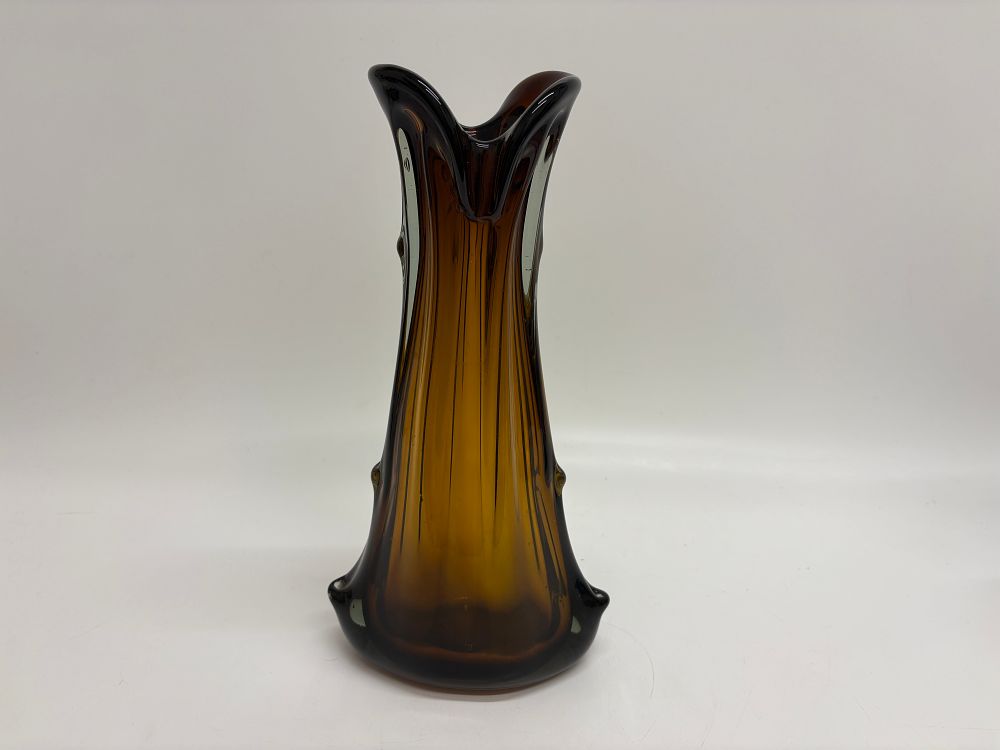 Lot 168: Mid-century amber art glass vase with striations 32cm tall
