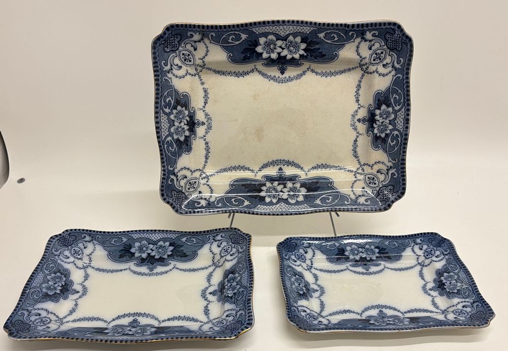 Lot 223: Three Thomas Ford and Sons Douglas Pattern Graduated Flow Blue Serving Platters