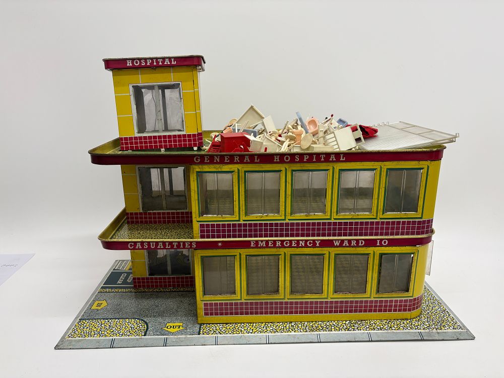 Lot 490: Mettoy Tinplate Emergency Ward 10 General Hospital Playset and Accessories