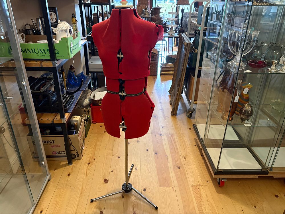 Lot 510: Adjustable Eight-Part Female Dressmaker Mannequin with Hem Marker