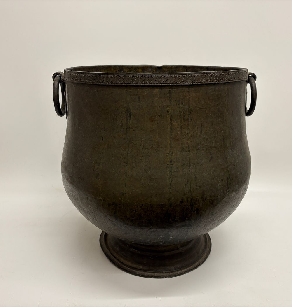 Lot 432: A Large South Indian Hammered Brass Footed Cauldron 42x36cm