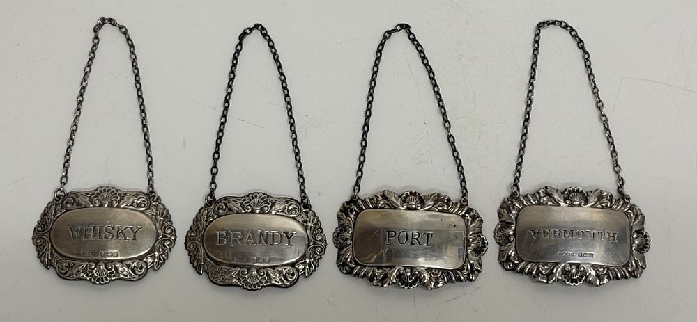 Lot 57: Wine Labels x 4 circa circa 81g