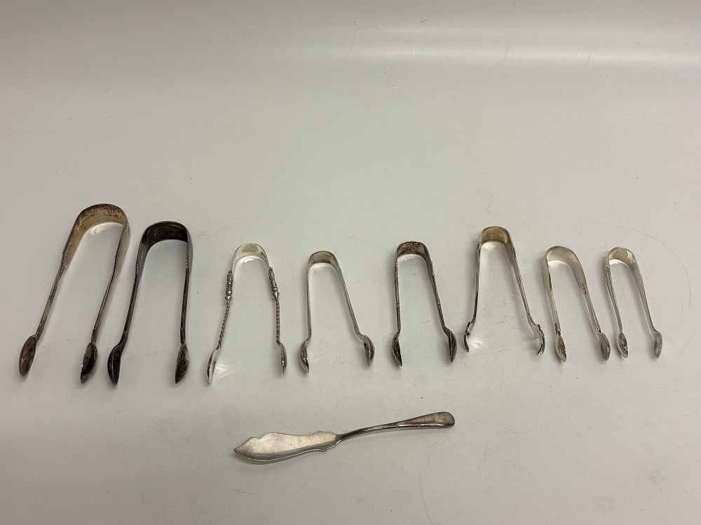 Lot 62: A Collection of Sterling Silver  Flatware Serving Pieces circa 231g