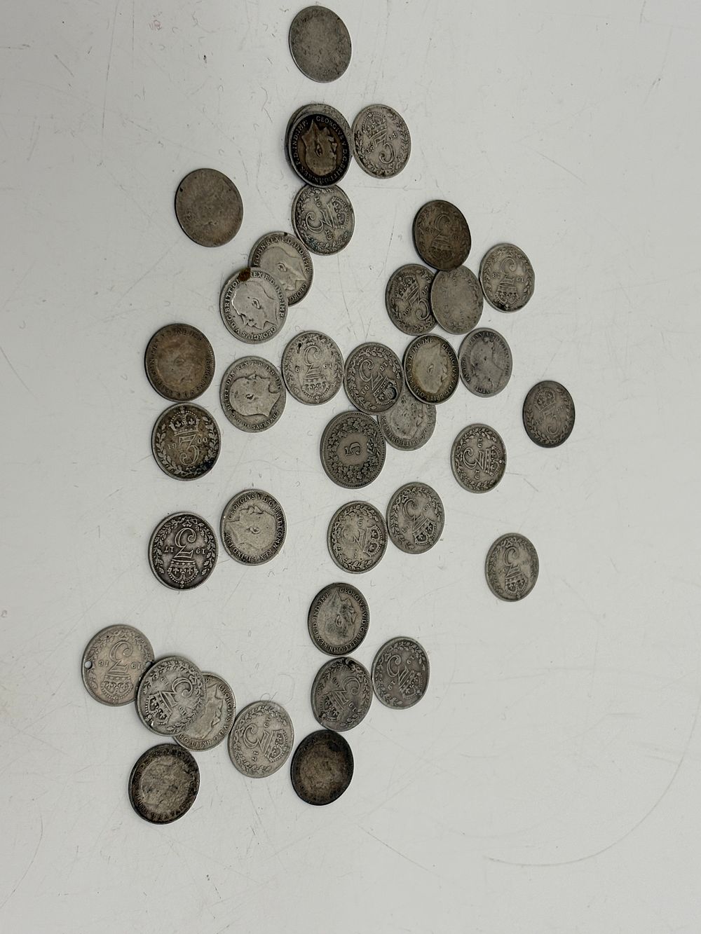 Lot 88: A Collection of UK Queen Victoria and George V Silver etc 100% 925 Silver Threepence Coins 50g