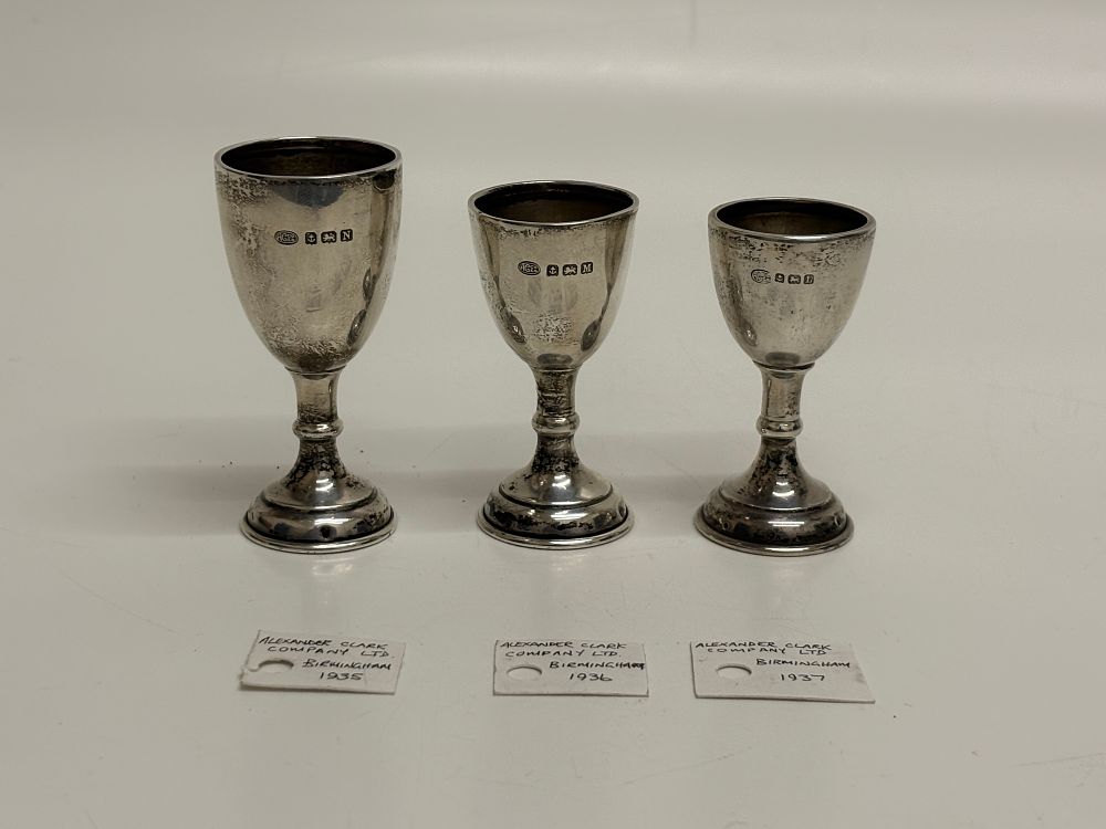 Lot 91: A Trio of Alexander Clark Company Ltd Sterling Silver Graduated Cups Circa 49g