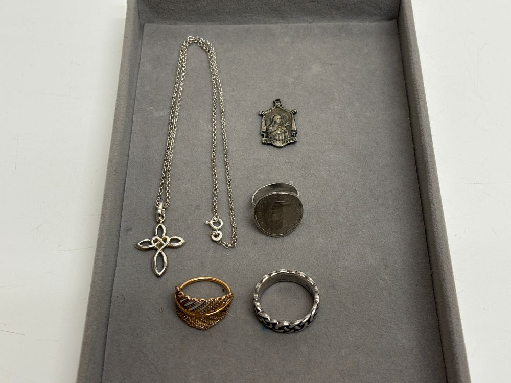 Lot 100: A Collection of Sterling Silver Circa 12g and Mixed Metal Jewellery including Celtic and Religious Motifs