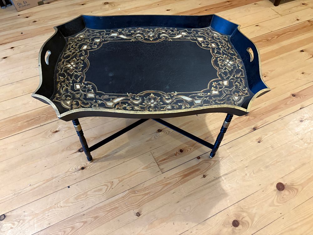 Lot 670: A large Regency Style Lacquered Tray on Stand