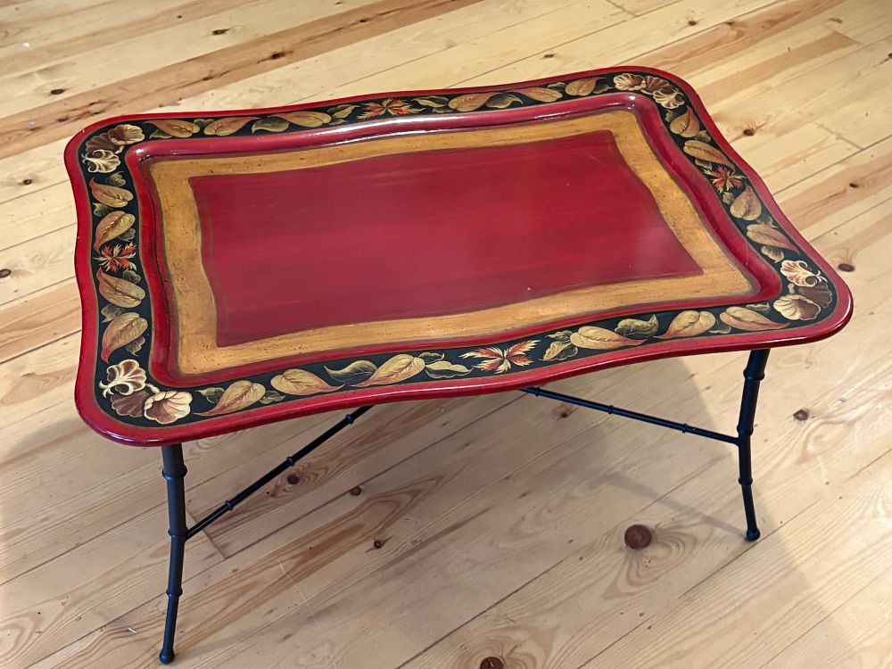 Lot 671: A Large Tôle Peinte Tray on Faux Bamboo Folding Metal Stand
