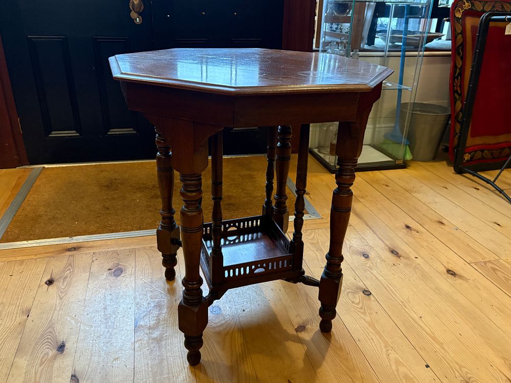 Lot 673: Late Victorian octagonal occasional table
