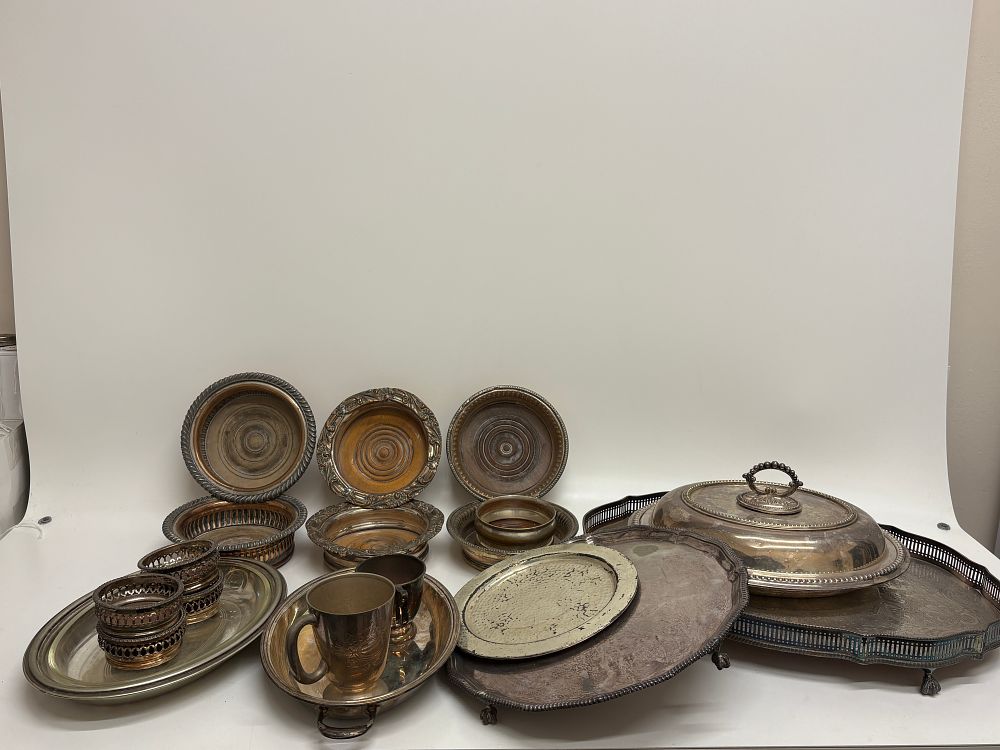Lot 689: A Collection of Silver-plated Tablewares Including Trays Entree Dish and Bottle Coasters