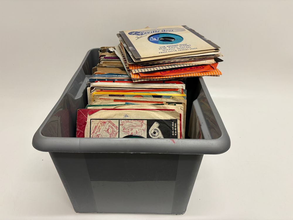 Lot 239: A Collection of Vintage 7 Inch Vinyl Singles and EPs
