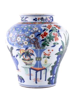 18th/19th C Chinese Jar. An 18th/19th Century Chinese Jar depicting still life interior scenes 