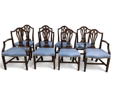 Fine Dining Room Chair Set w/ Armchairs. Approx. 39" high, 22.5" across, 19" deep. Chippendale 