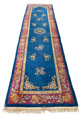 Art Deco Chinese Rug. Art Deco Chinese rug. Measures approx. 13' 6" L x 3' W. Condition: Absence 