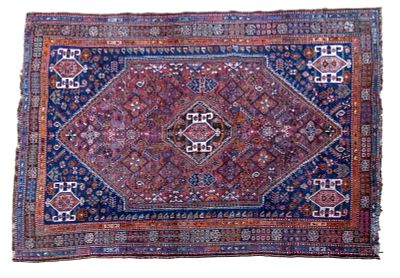 Antique Persian Rug. Antique Persian rug. Measures approx. 5' 9" W x 8' 2" L. Condition: Absence 
