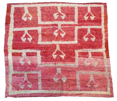 Antique Turkish Rug. Antique Turkish rug. Measures approx. 4' 10" W x 5' L. Condition: Absence 