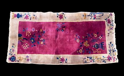 Art Deco Chinese Rug, Mauve / Pink. Art Deco Chinese rug measuring approx. 3'1" x 5'10". 