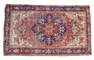 Antique Persian Heriz Rug. Antique Persian Heriz rug measuring approx. 11'10" x 7'8" Condition: 