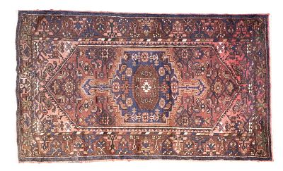 Semi Antique Persian Hamadan Rug. Semi-antique Hamadan rug measuring approx. 7'2" x 4'4". 