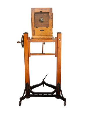 Eastman Kodak Century Large Format View Camera. A fine early 20th C Eastman Kodak Century Master 