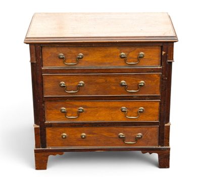 Cabinet Made 4-Drawer Miniature Chest of Drawers. Four-drawer cabinet made miniature Chippendale 