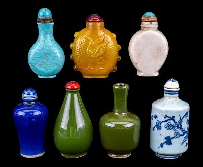 Chinese Snuff Bottles (7). A collection of seven Chinese snuff bottles featuring Peking glass 