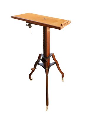 Eastman Kodak Century No. 3 View Camera Stand. An early 20th C Eastman Kodak Century No. 3 view 