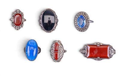 Antique Estate Jewelry. Five antique sterling rings including carnelian, onyx, and marcasite 