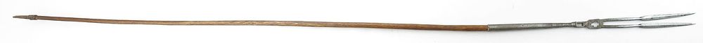 Lot 276: A RARE ETHIOPIAN BIDENT SPEAR
