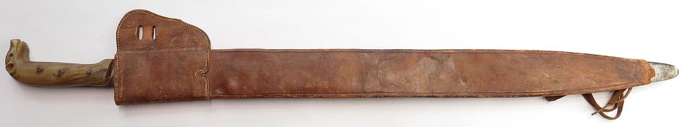 Lot 315: A MEXICAN REVOLUTIONARY-ERA MACHETE SWORD