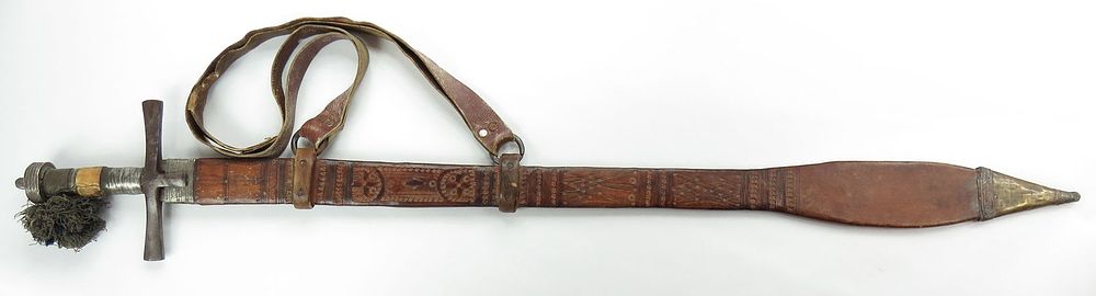 Lot 281: A SUDANESE KASKARA BROADSWORD